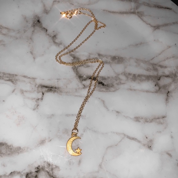 𝓃ℯ𝓌 ★ GOLD CELESTIAL NECKLACE - Picture 2 of 9